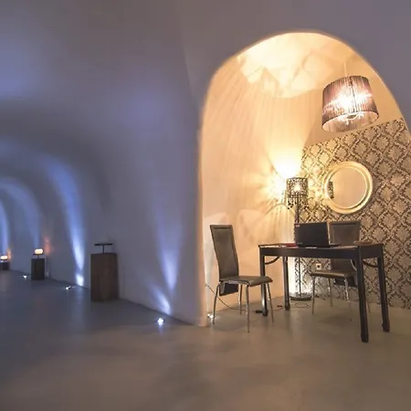 Hotel Grand Ambassador Santorini (adults Only)