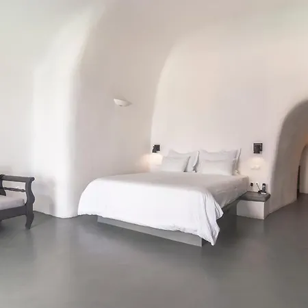 Grand Ambassador Santorini (adults Only) 5* Akrotírion