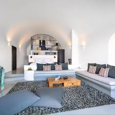 Grand Ambassador Santorini (adults Only) Hotel Akrotírion